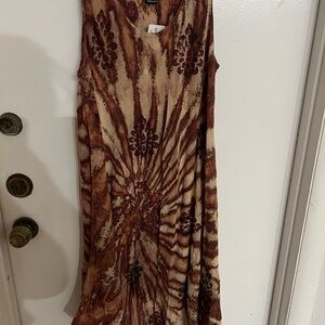 Elegant Brown Tie-Dye Midi Dress